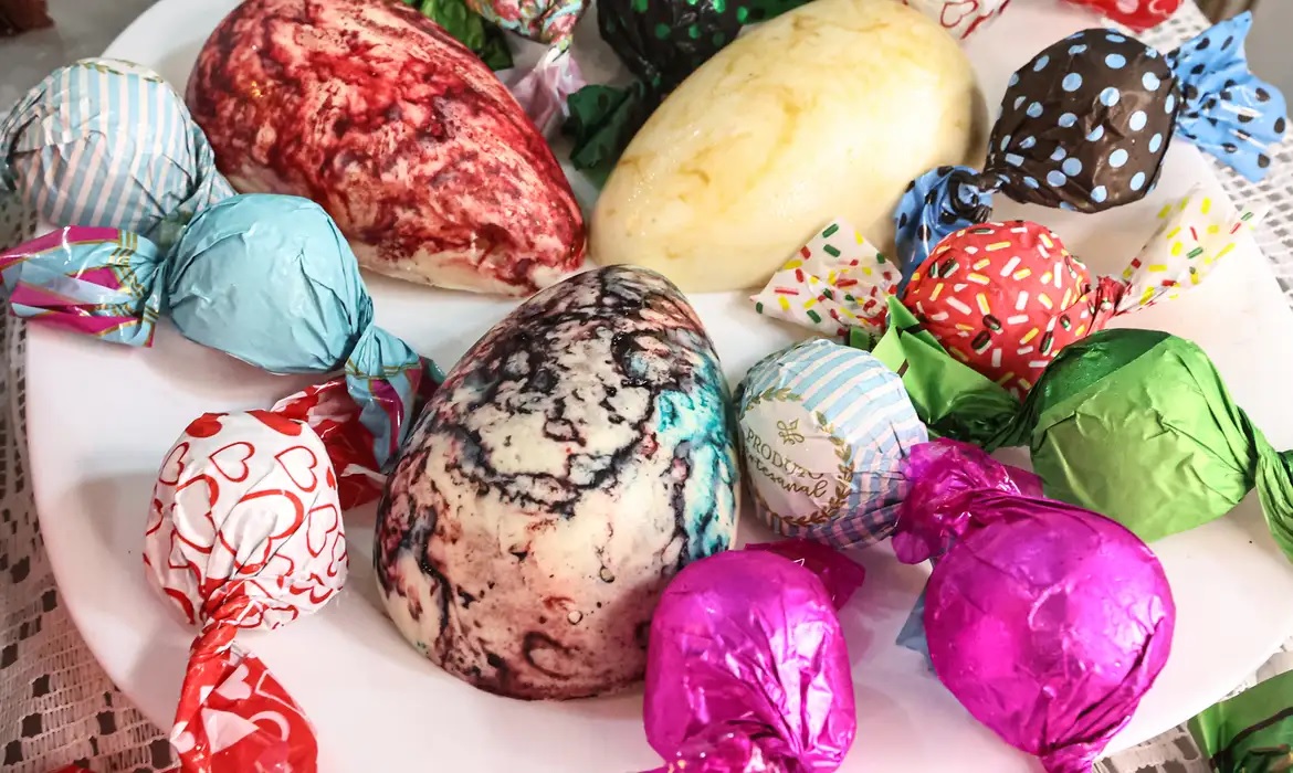 Alta mundial do cacau impacta custos do chocolate e vendas da Páscoa